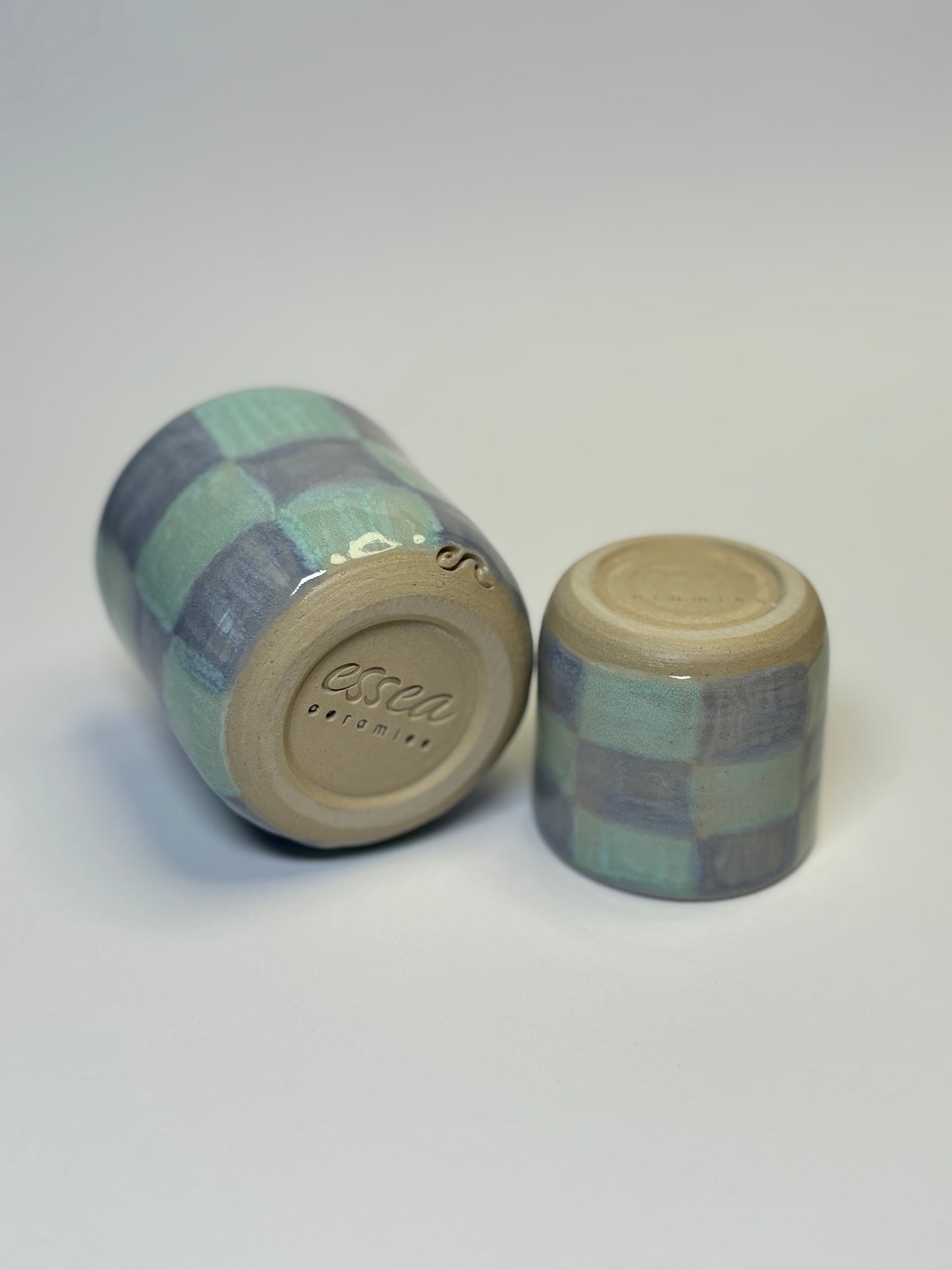 Koffiekopje en espresso cup geblokt lila-zeegroen