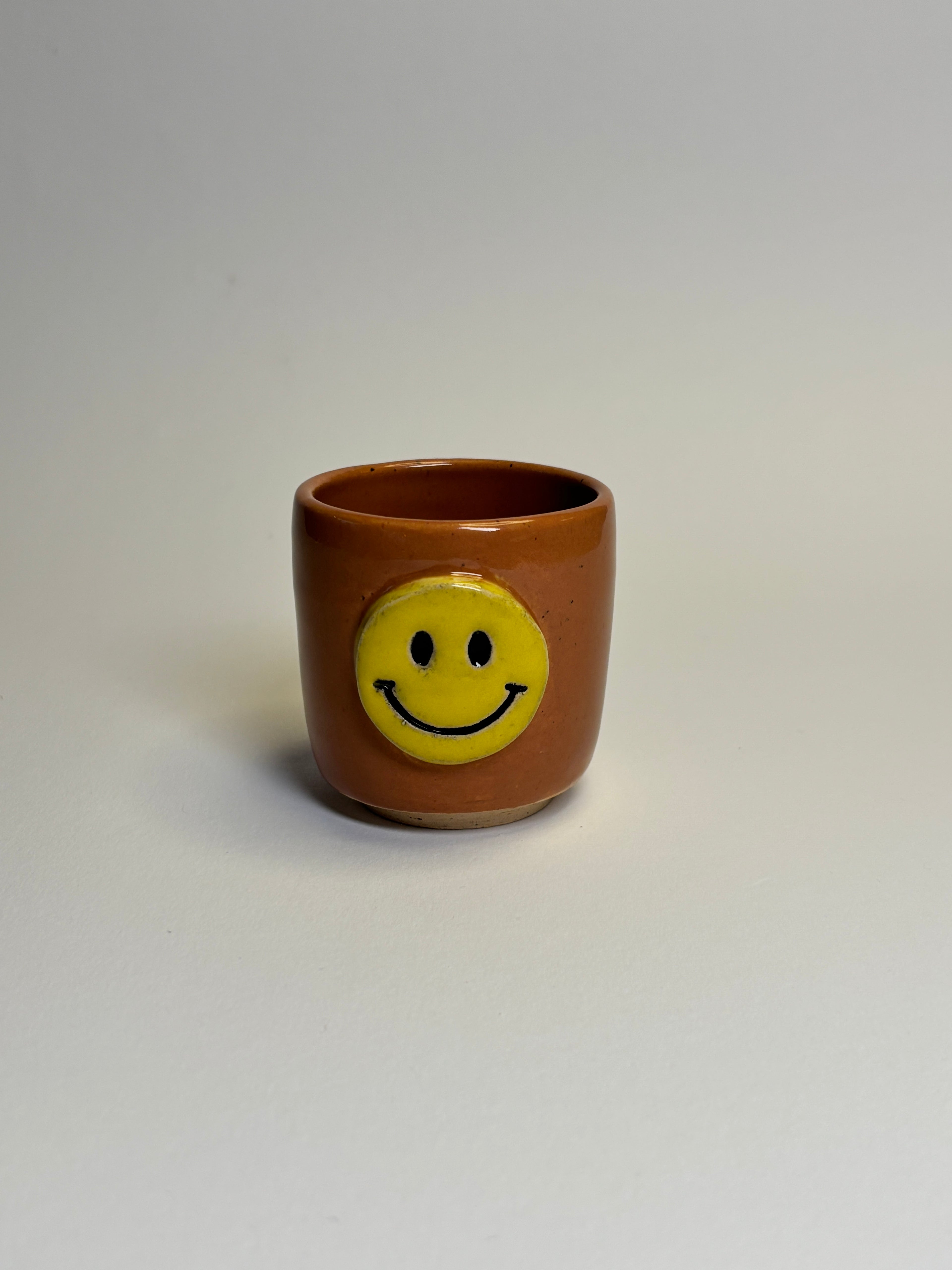 Smiley face shot S