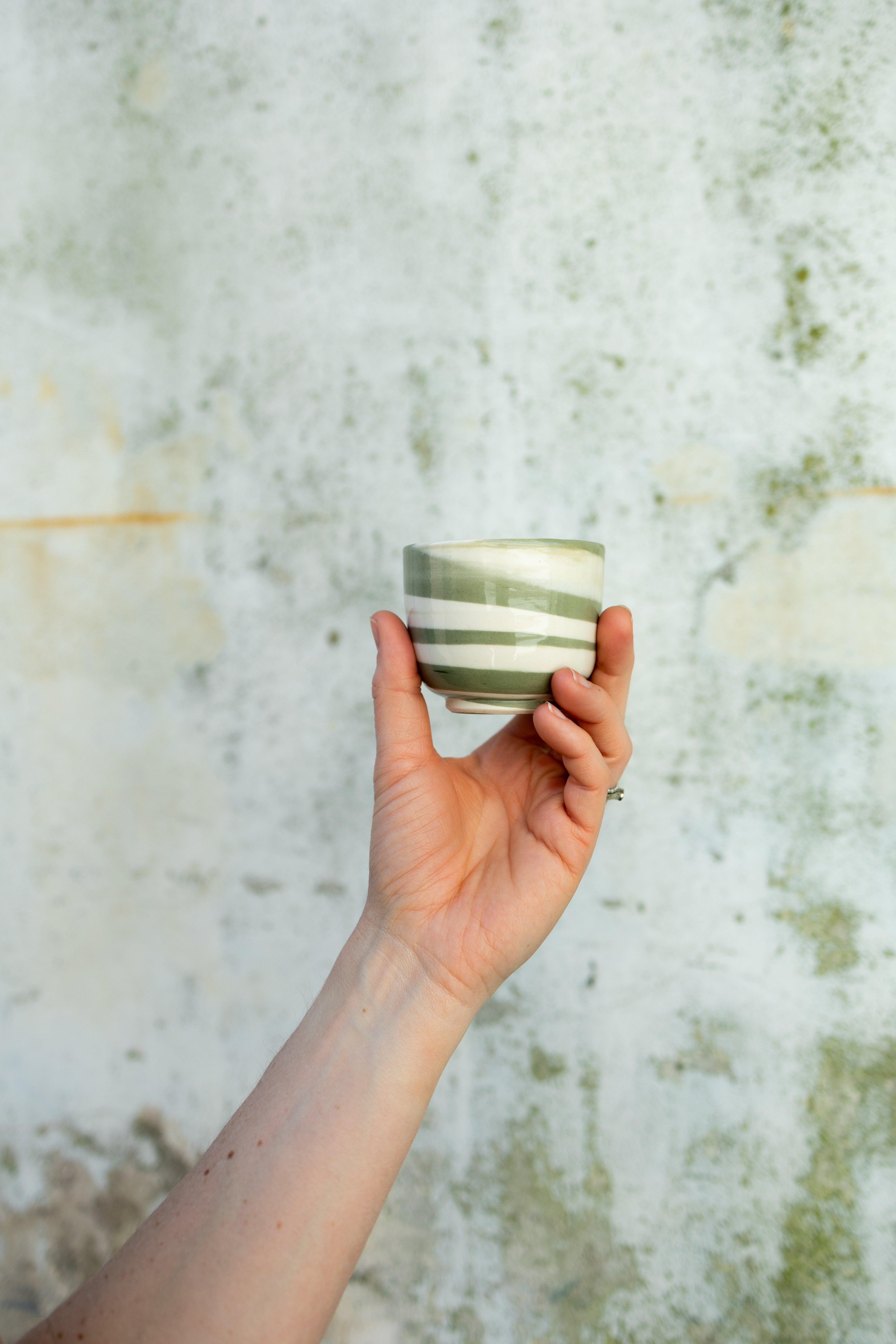 Swirl cup