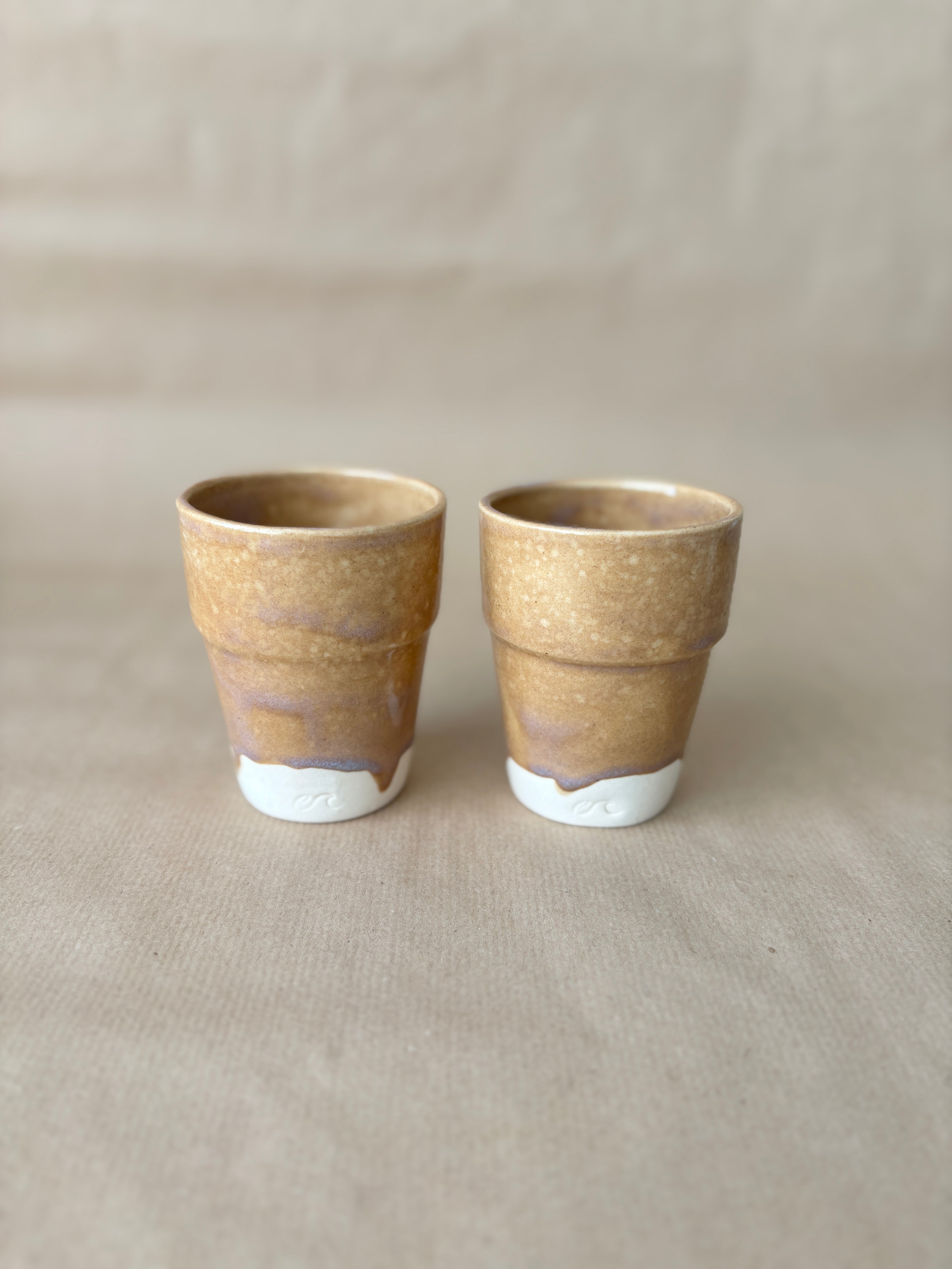 Drip cup bruin