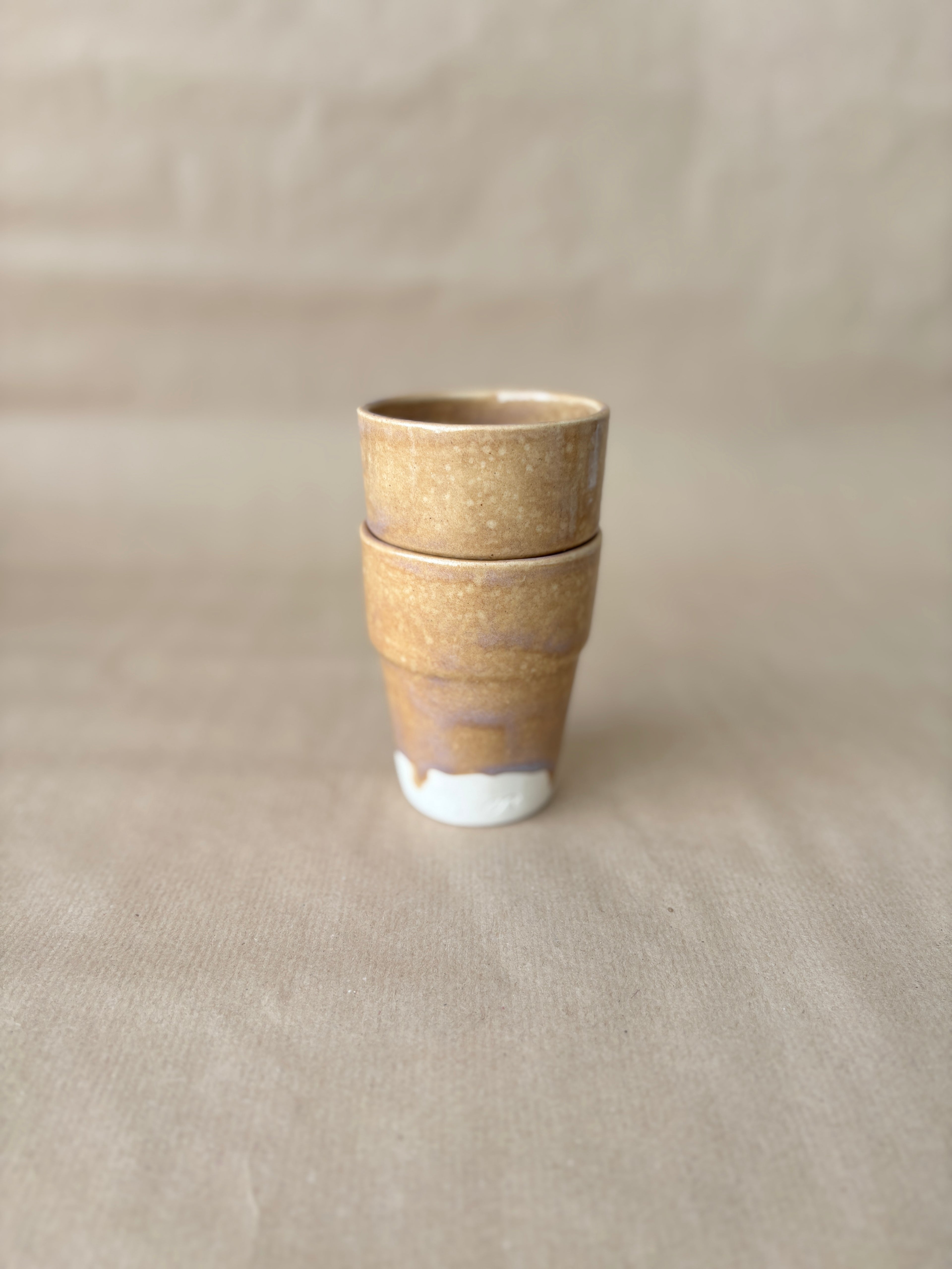 Drip cup bruin