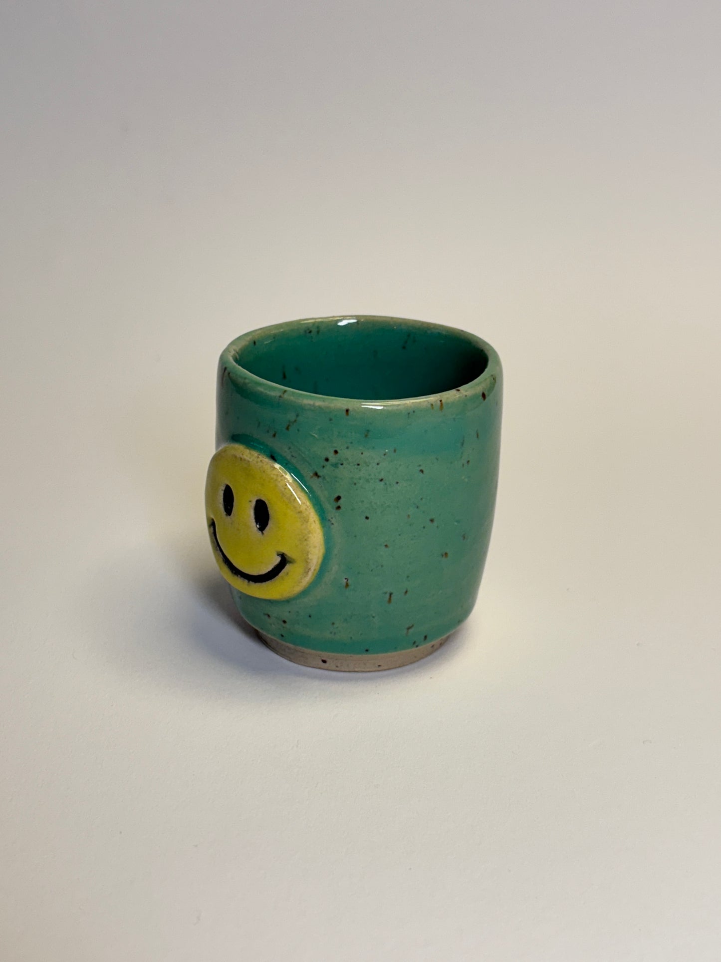 Smiley face shot S