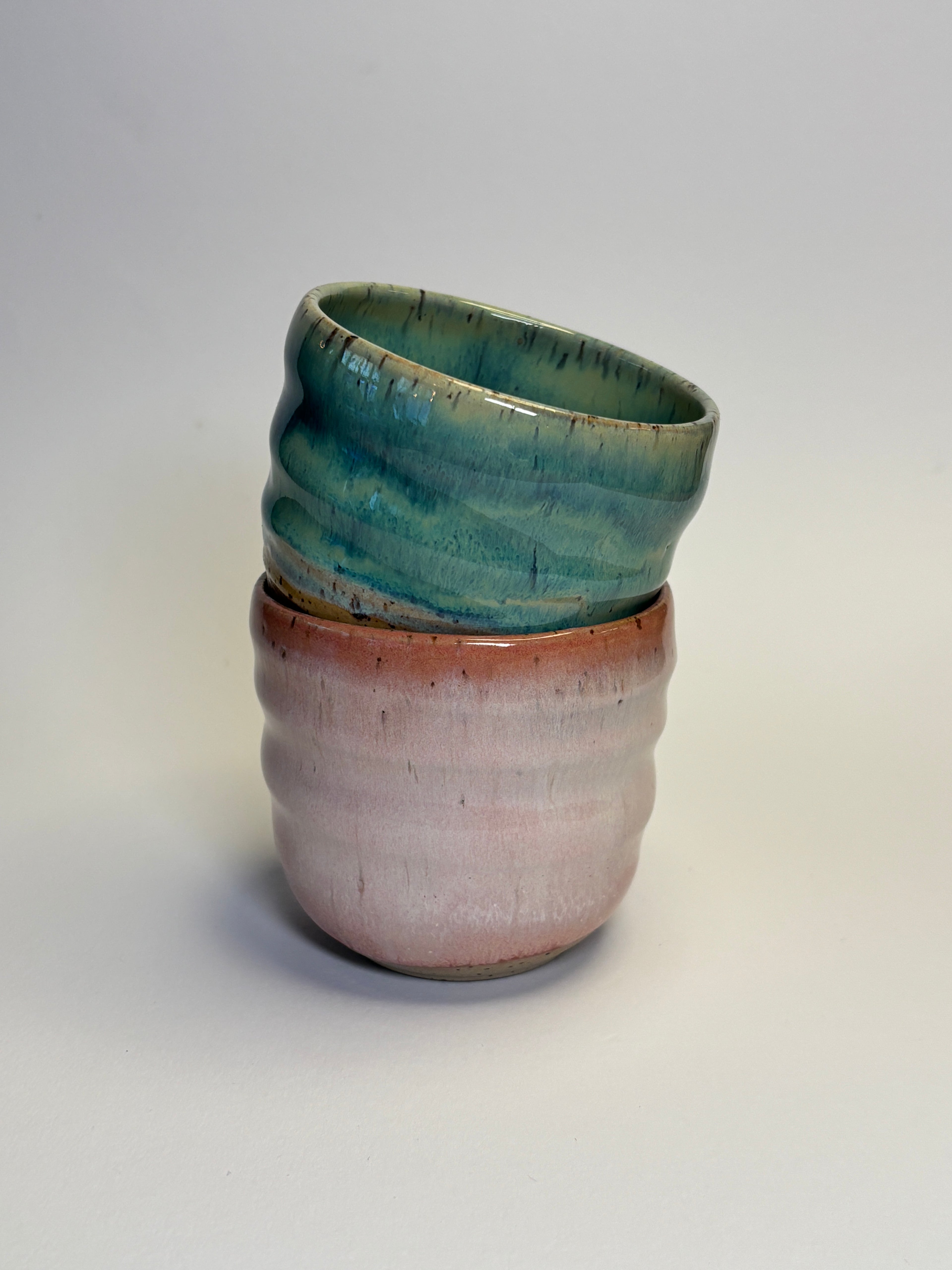 Swirl cup