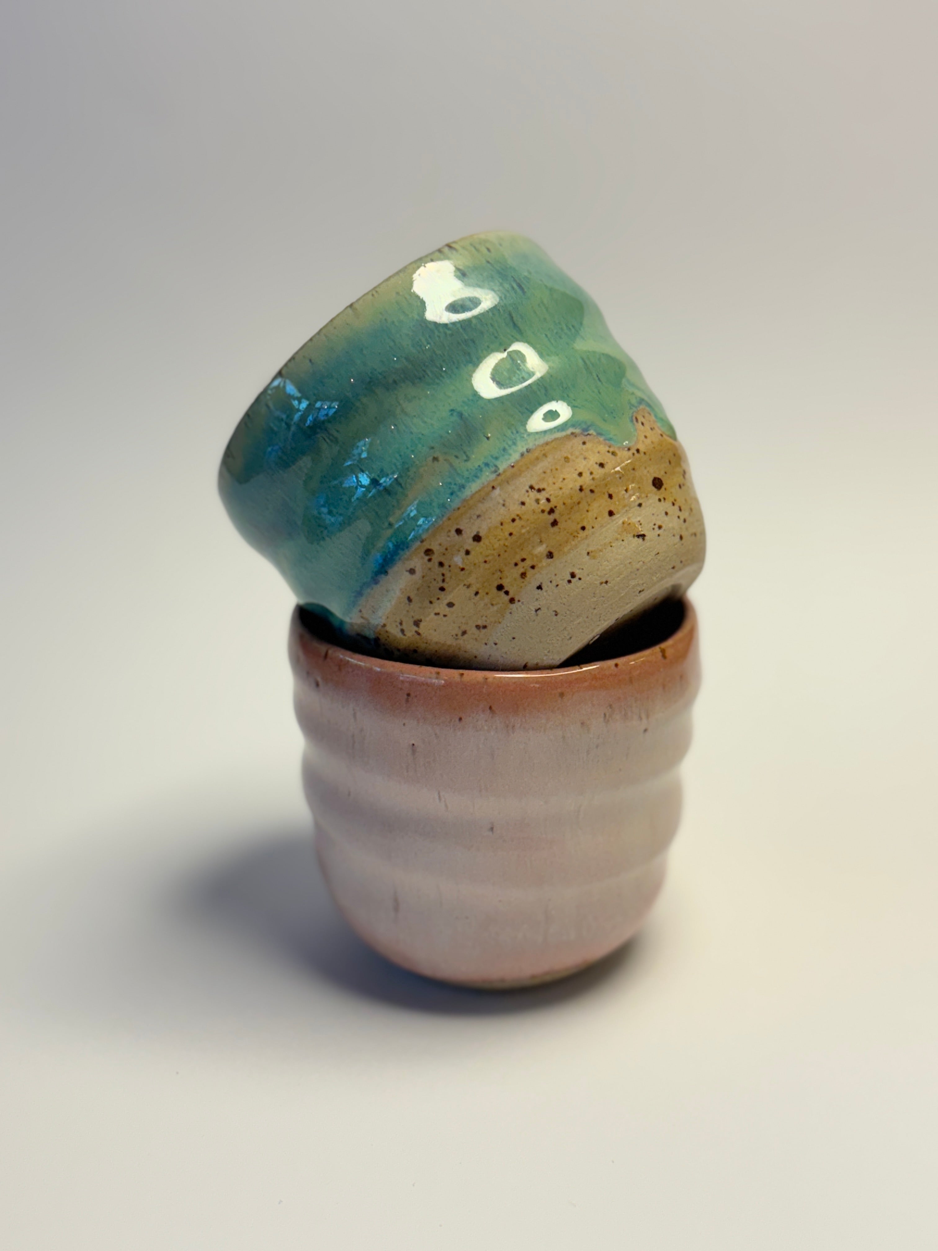 Swirl cup