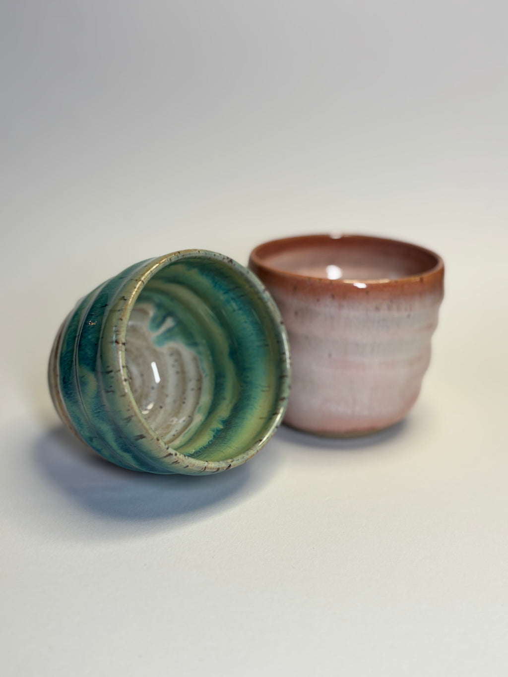 Swirl cup