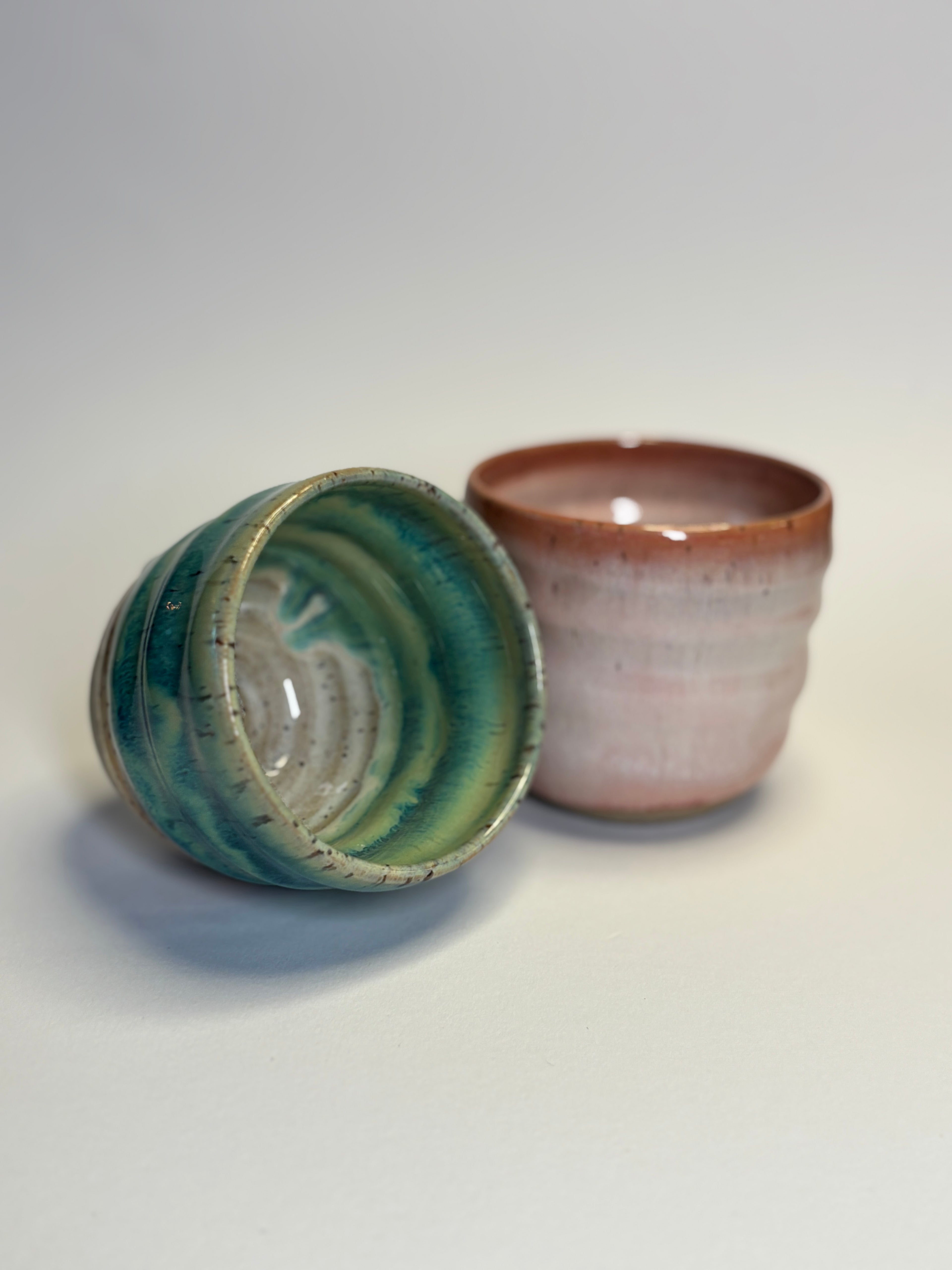 Swirl cup